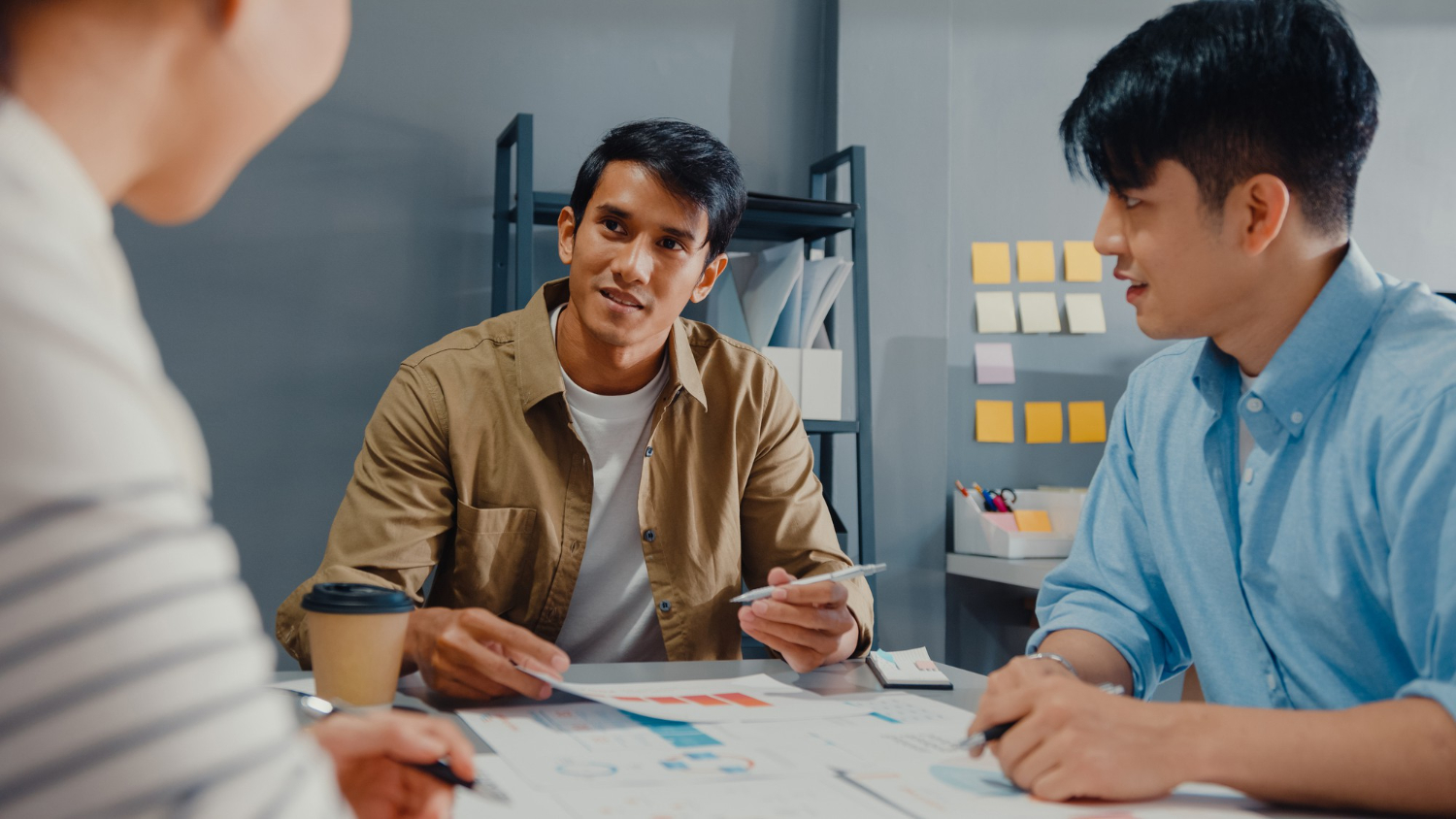 Inside Sales Vs Outside Sales Understanding The Difference SalesIntel   Happy Young Asia Businessmen Businesswoman Meeting Brainstorming Some New Ideas About Project 