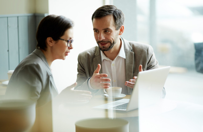 The 2023 B2B Data Buyer's Guide For Sales Leaders